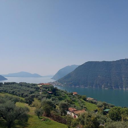 Apartmán Casa T.U.A. Sale Marasino Exteriér fotografie